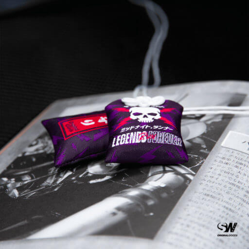 Alternative view of Midnight Runner 'Legends Run Forever' Omamori Charm お守り